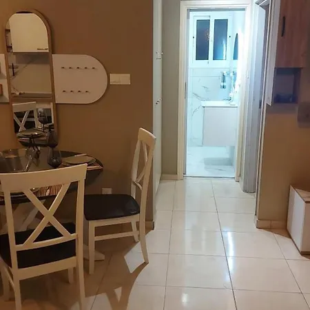 Artemis Panorama Chic Getaway Терсефану